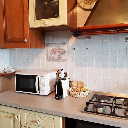 Il Tuppo - Al Centro In Cima Apartment Messina Luaran gambar